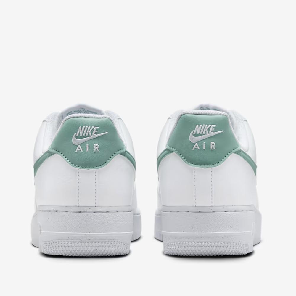 Dámské boty Nike Air Force 1 '07 Next Nature DV3808-112 - bílé