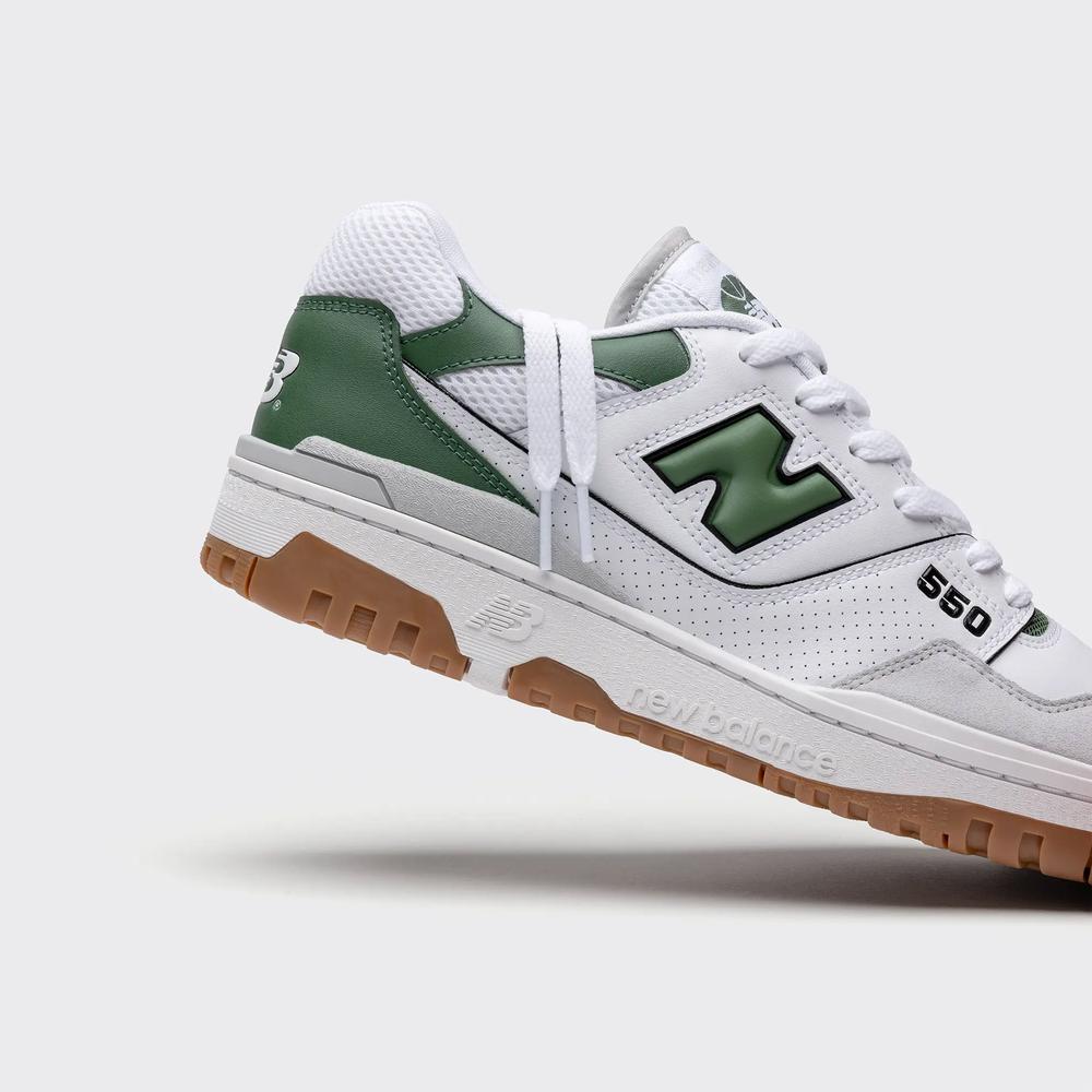 Unisex boty New Balance BB550ESB - bílé