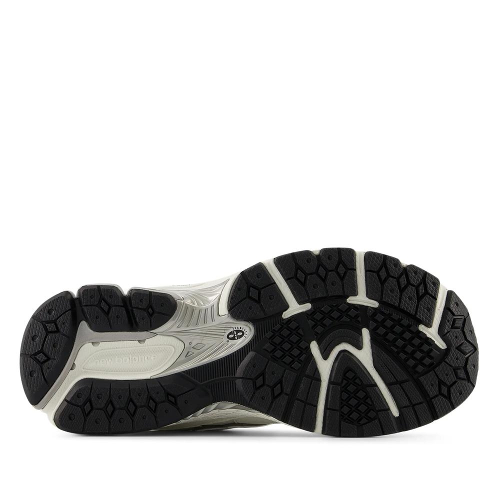 Boty New Balance GC2002PN - bílé