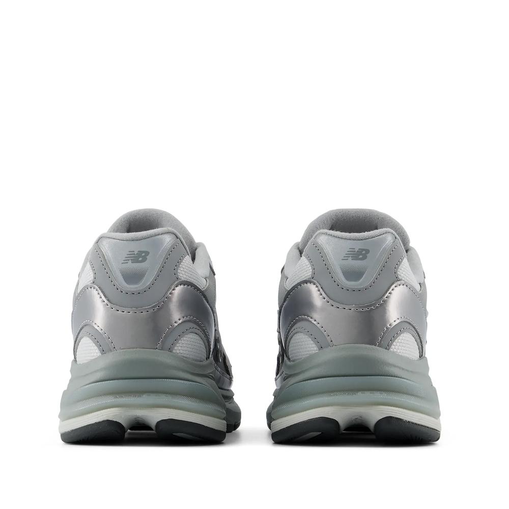 Unisex boty New Balance U20106OV - šedivé