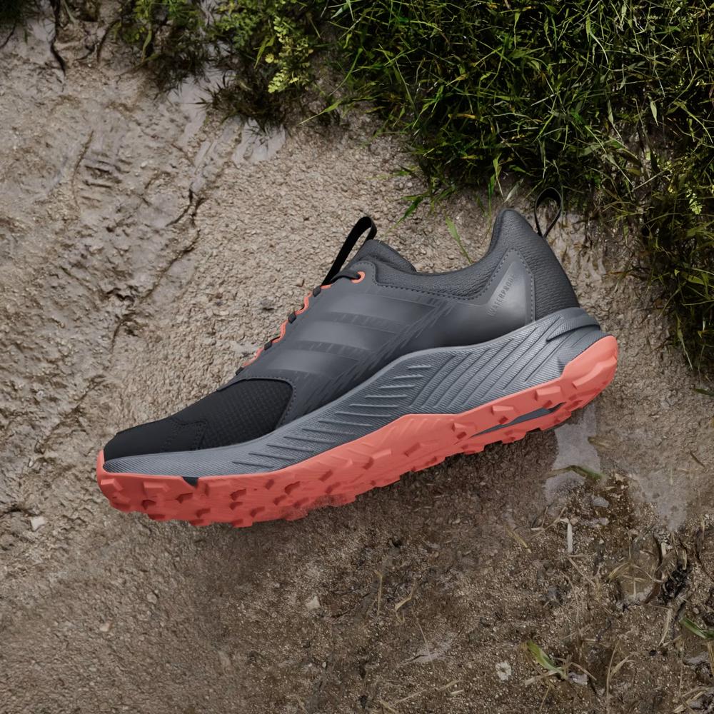 Boty pánské adidas Terrex Tracefinder 2 Climaproof JR9134 - černé