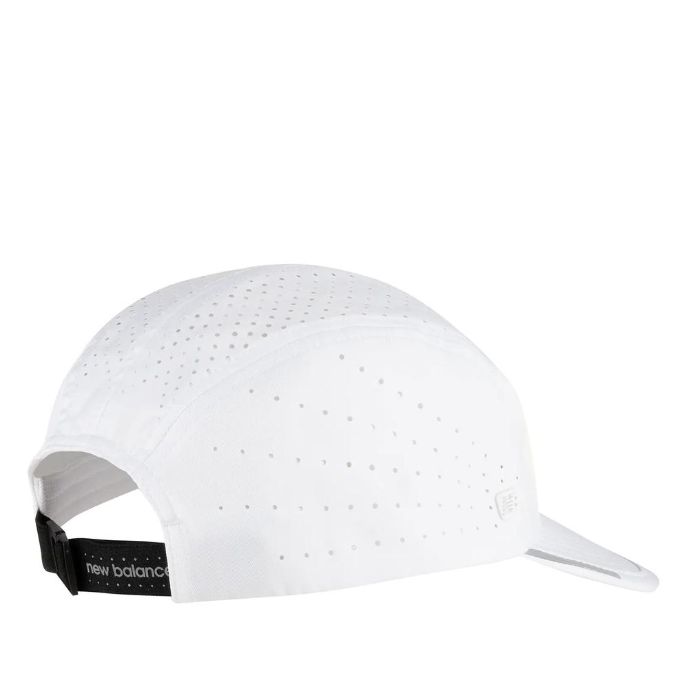 Čepice New Balance LAH41001WT - bílé