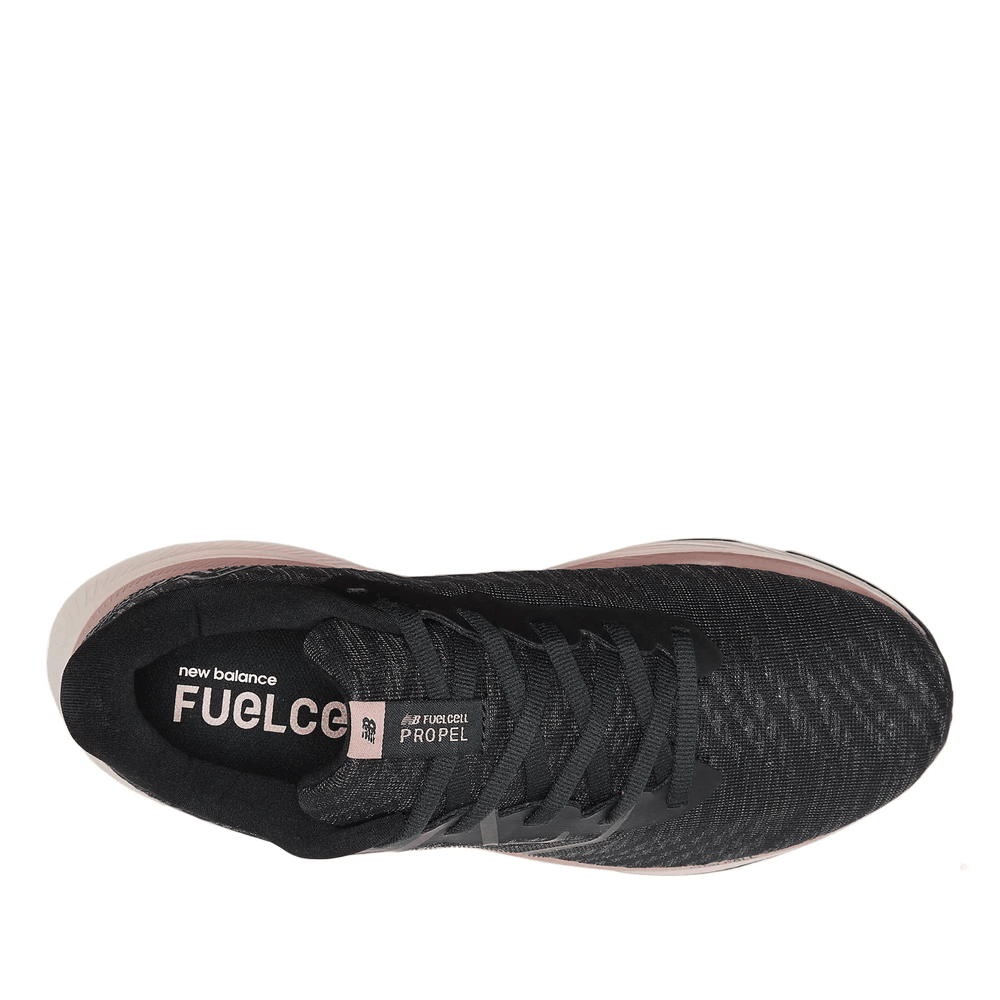 Boty New Balance FuelCell Propel v4 WFCPRCK4 - černé
