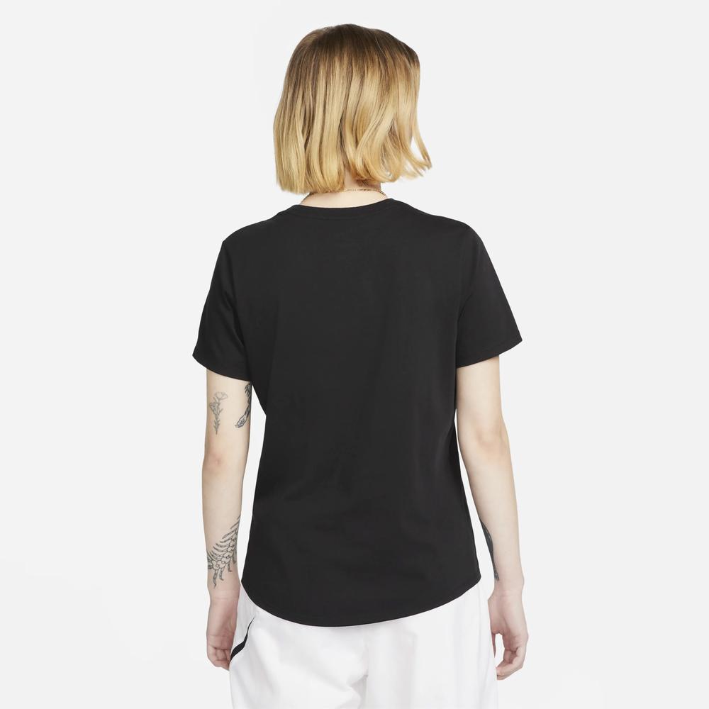 Tričko Nike Sportswear Club Essentials DX7902-010 - černé