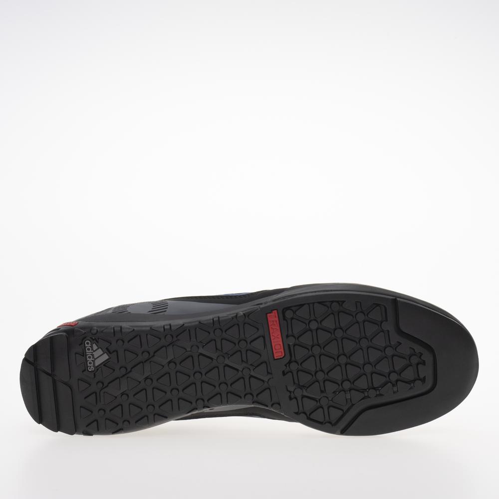 Boty adidas Terrex Swift Solo 2.0 Hiking IE6903 - tmavě modrě