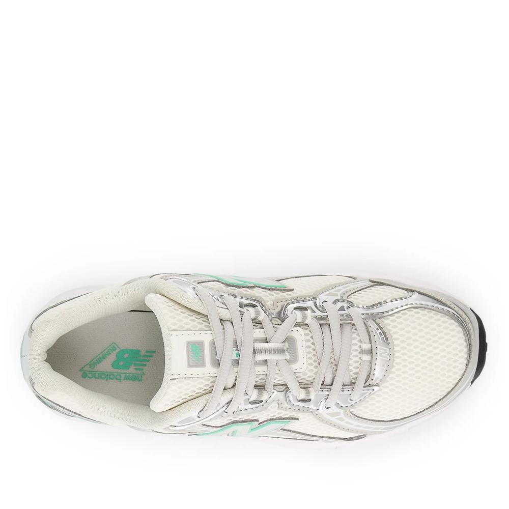 Dětské boty New Balance G7402H8 - bílé