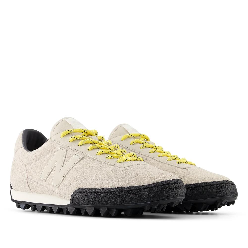 Boty unisex New Balance Gator Run UGTR83J - béžové