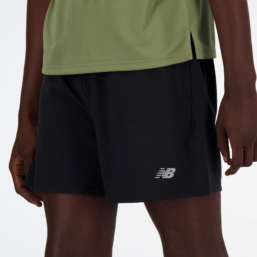 Pánské šortky New Balance MS41230BK - černé