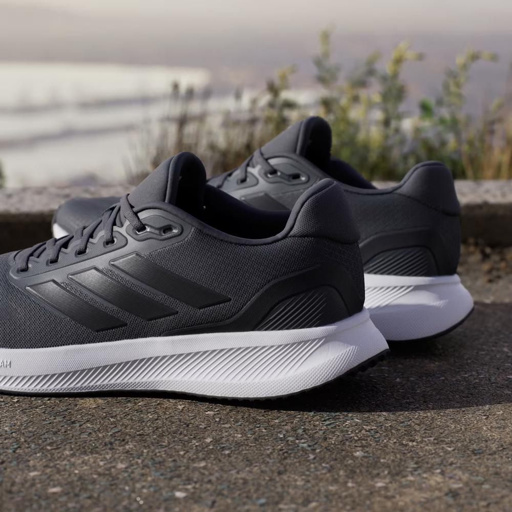 Boty adidas Runfalcon 5 IE8819 - šedivé