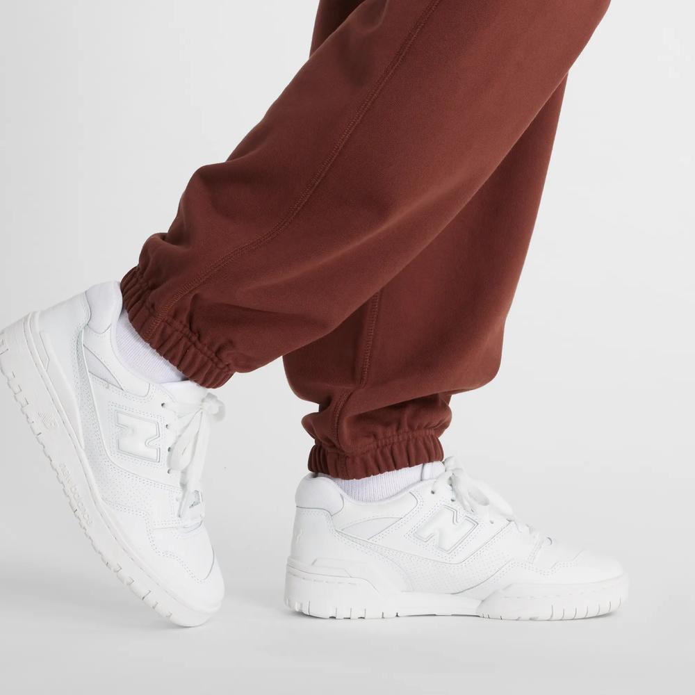 Dámské kalhoty New Balance WP41513ROK - hnedé