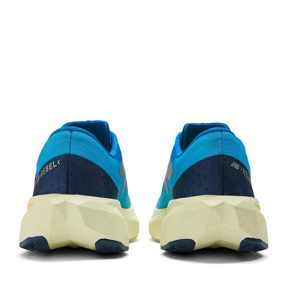 Boty New Balance FuelCell Rebel v4 WFCXLB4 - modré