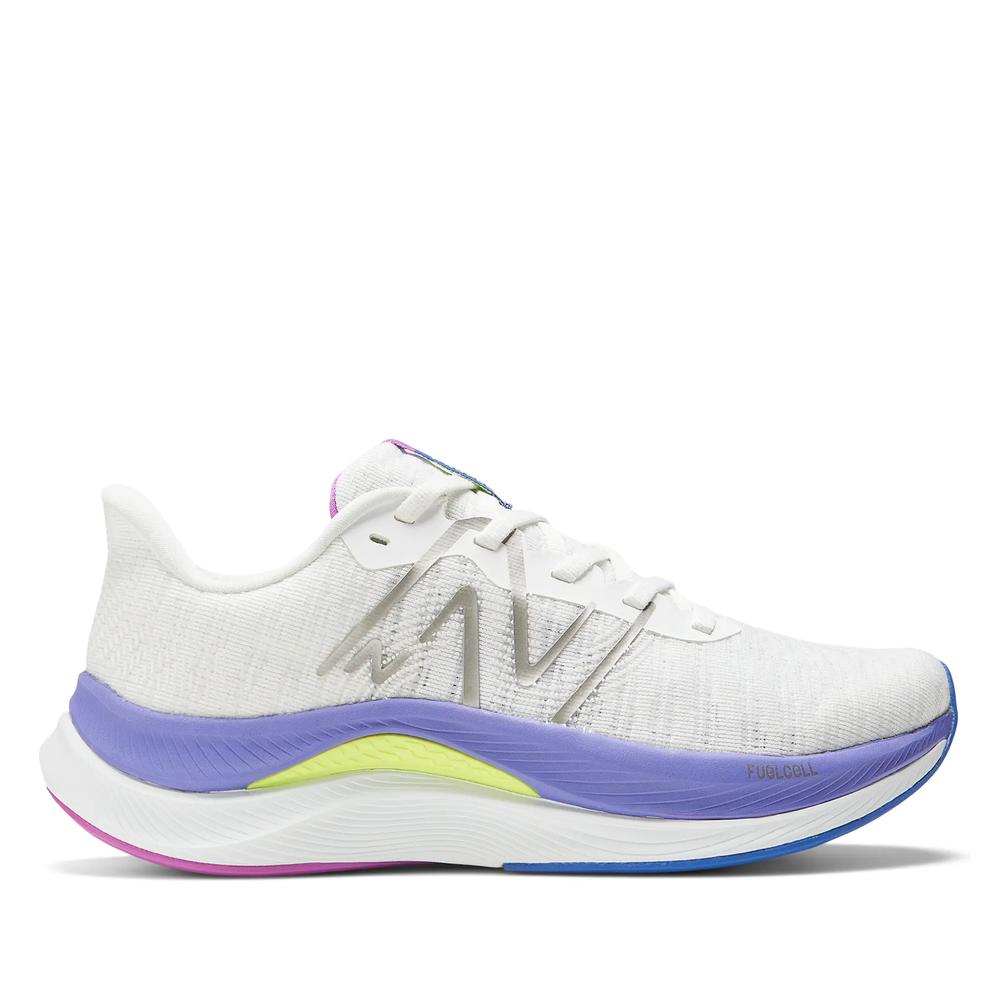 Dámské boty New Balance FuelCell Propel v4 WFCPRCW4 – bílé