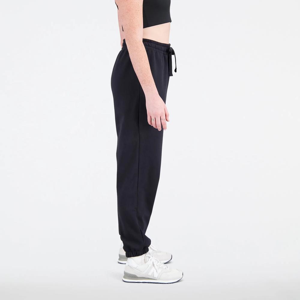 Dámské kalhoty New Balance WP31530BK – černé