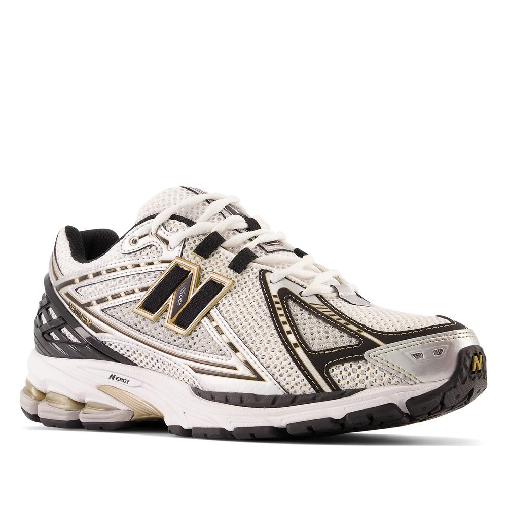 Boty New Balance M1906RA - stříbně