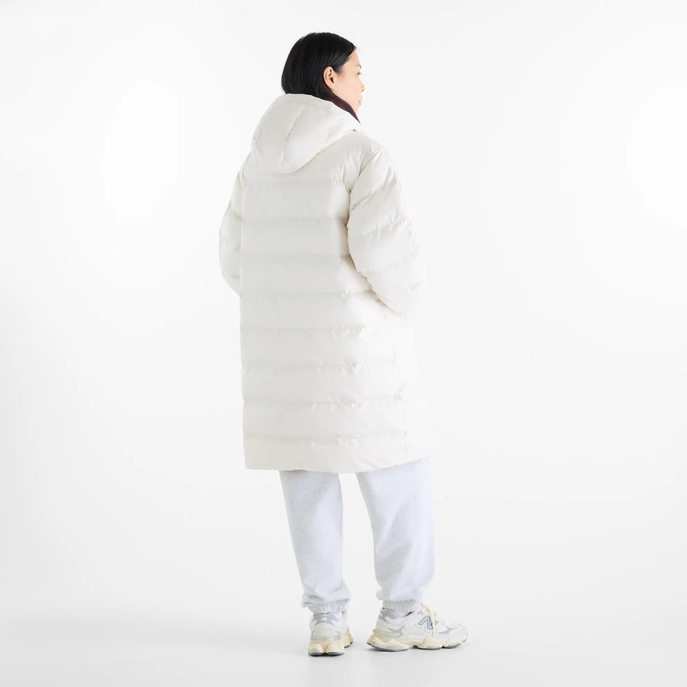 Dámská bunda New Balance Boston Long Puffer WJ62Y0KBLIN - béžové