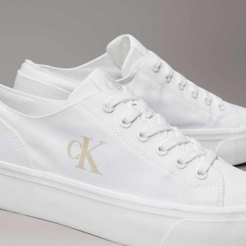 Boty Calvin Klein Vulc Flatform Low CV MG YW0YW01763-01W - bílé