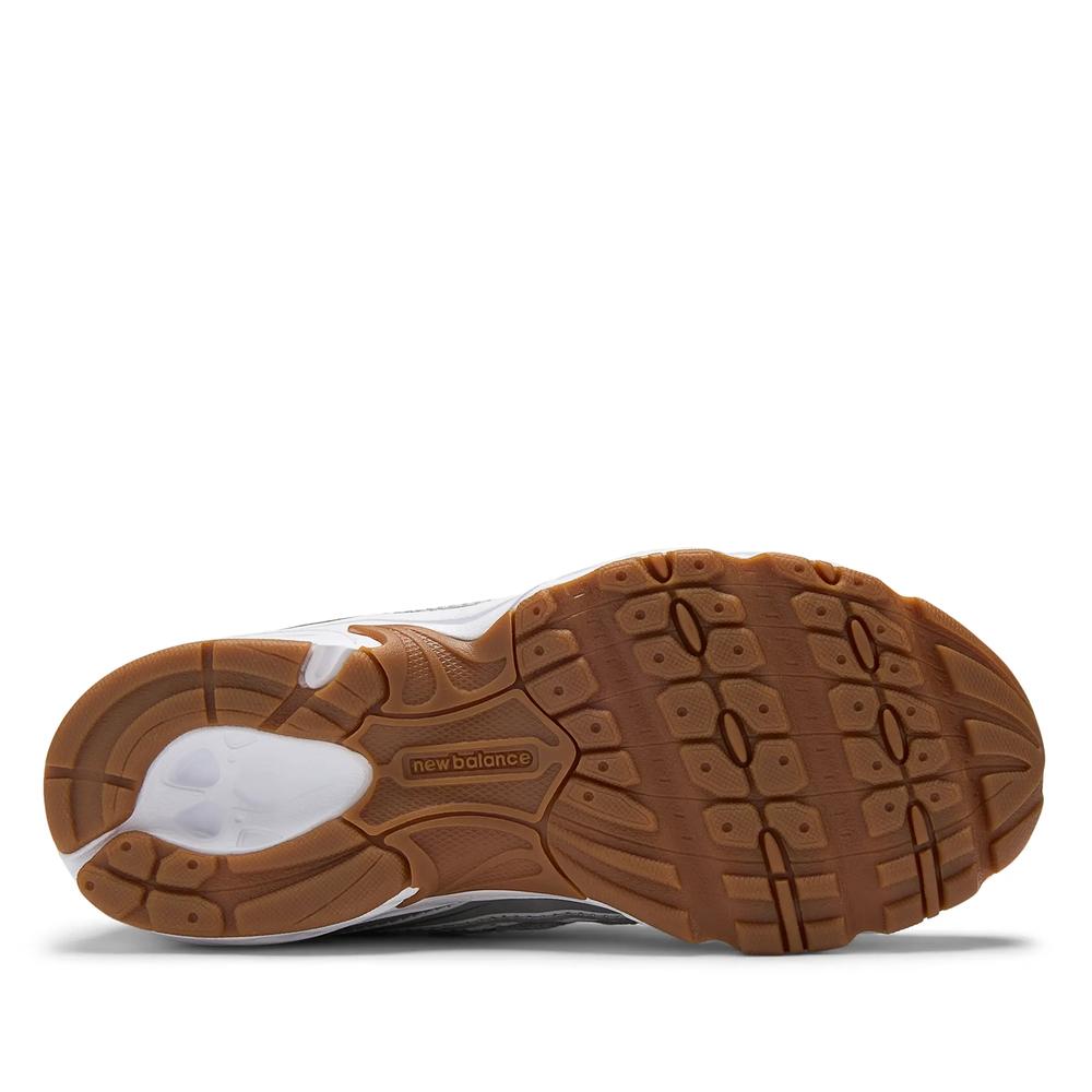 Dětské boty New Balance PZ740SF - stříbně