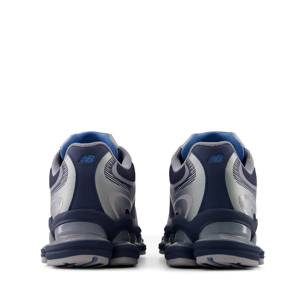 Unisex boty New Balance U200017F - fialové