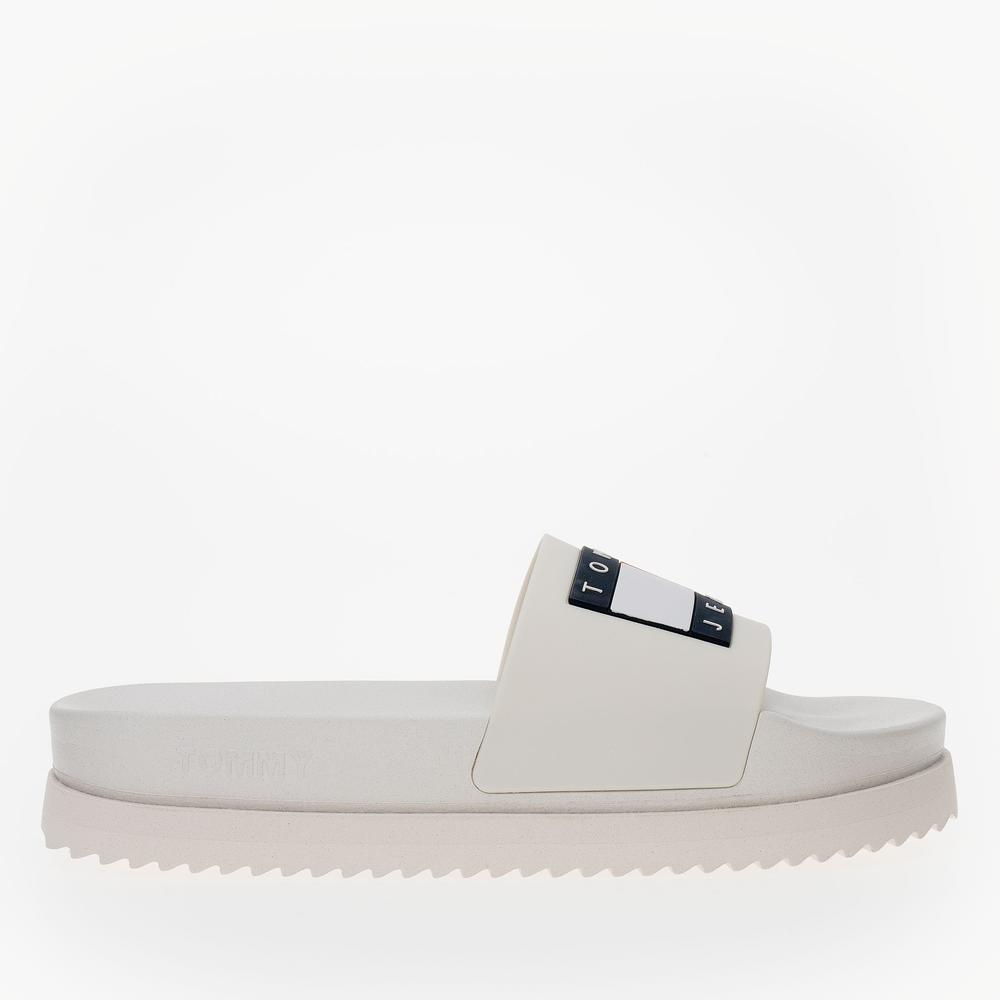 Žabky Tommy Jeans Elevated Flatform EN0EN02451-YBL - bílé