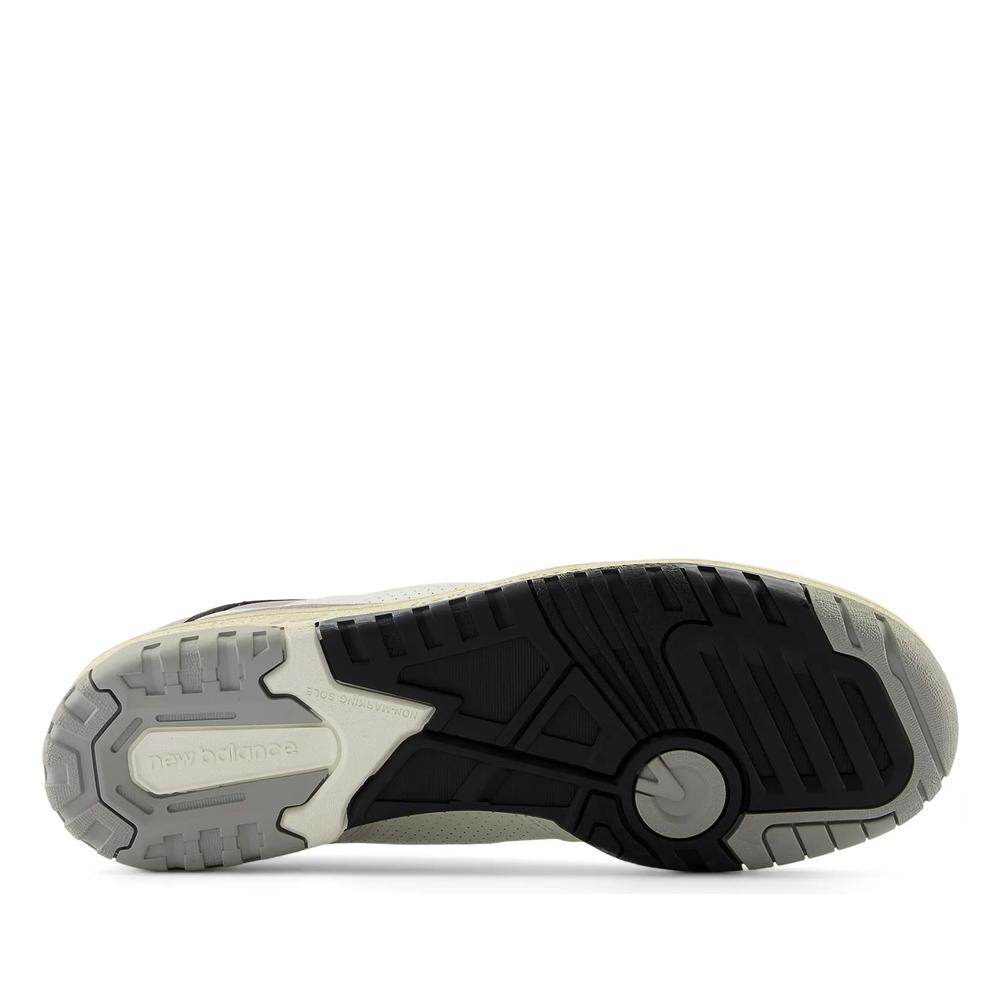 Unisex boty New Balance BB550VGB - bílé