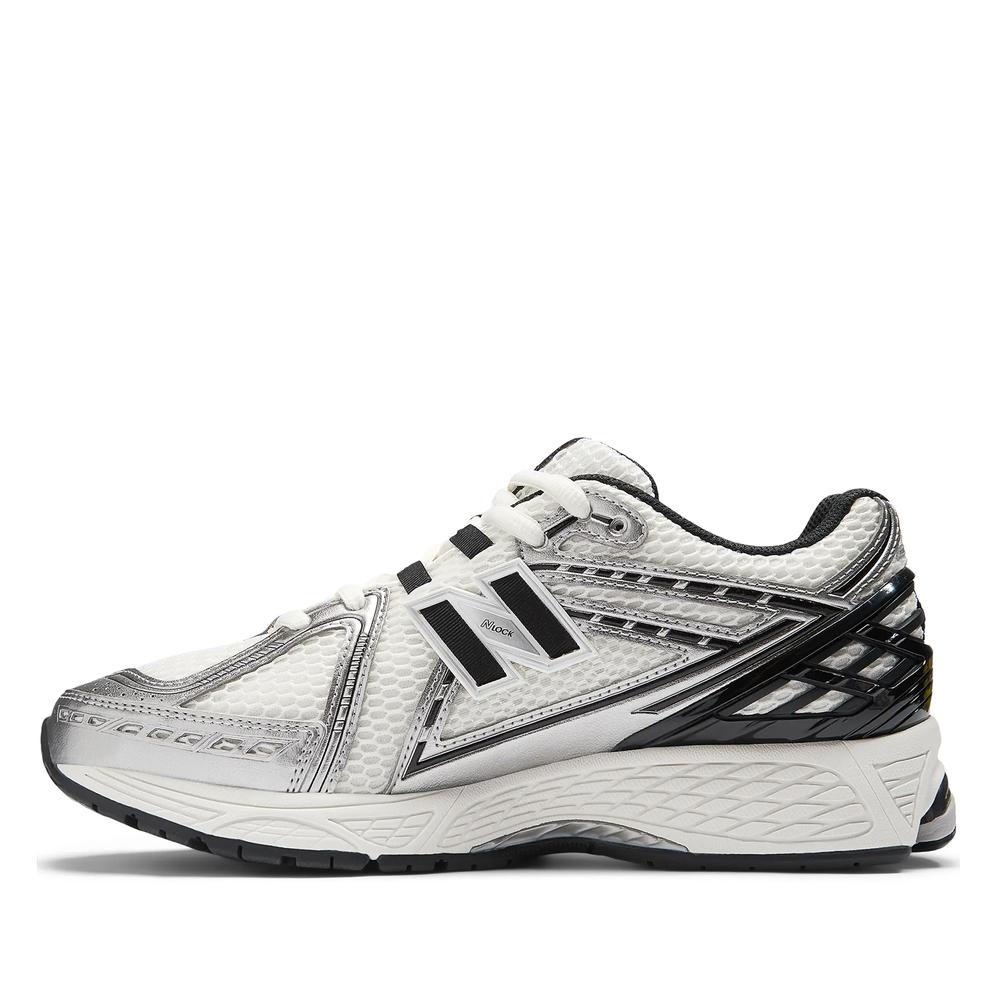 Boty New Balance M1906RER - stříbně
