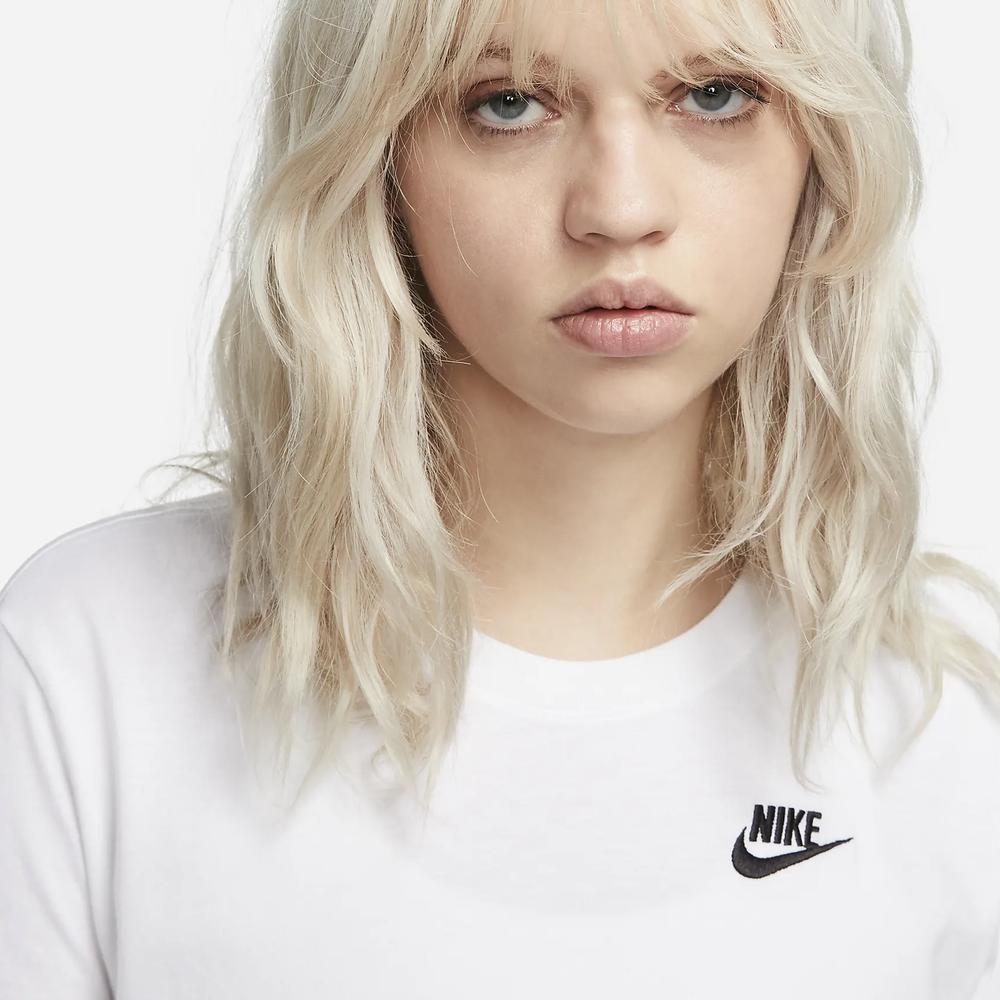 Tričko Nike Sportswear Club Essentials DX7902-100 - bílé