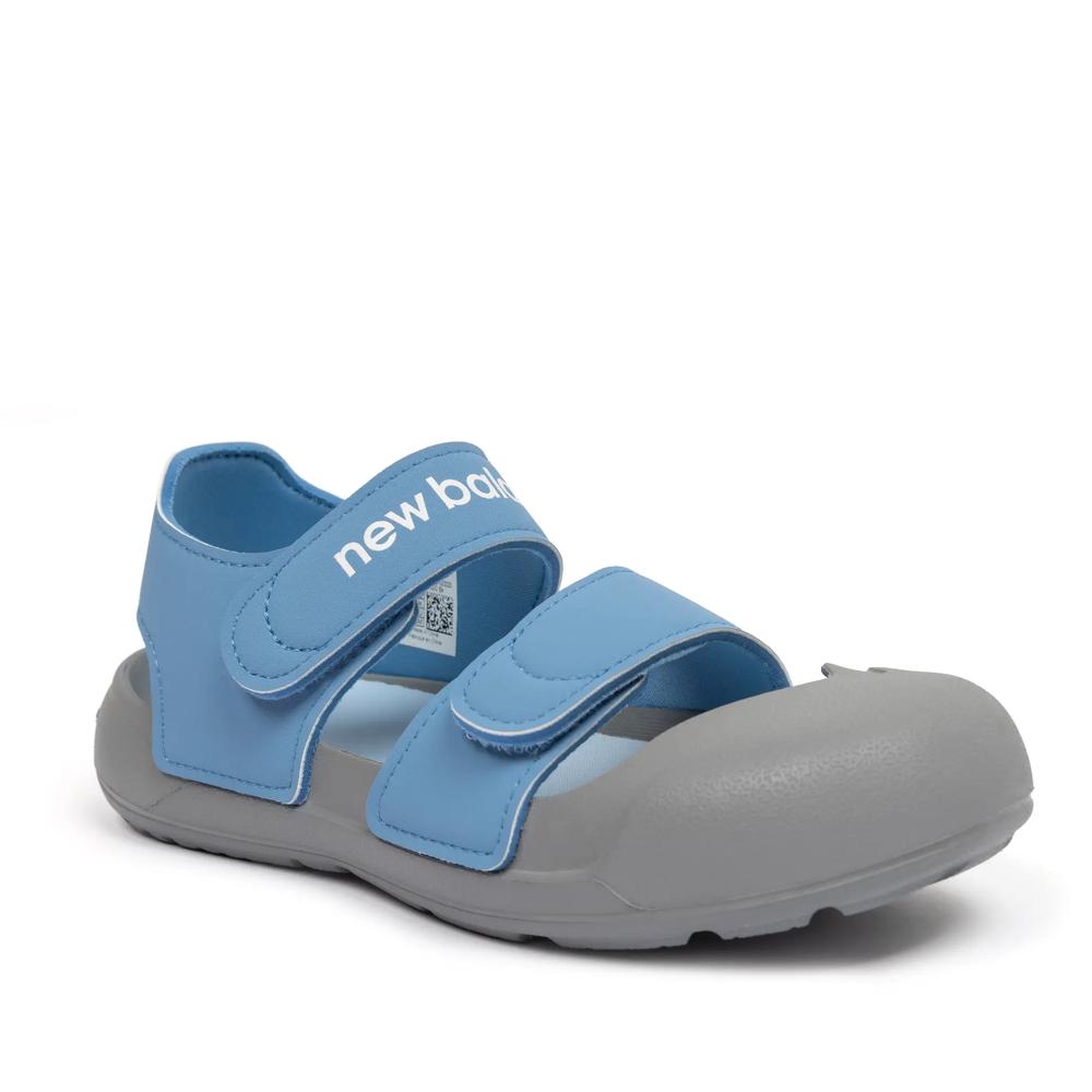 Dětské sandály New Balance SYA809R3 - modré