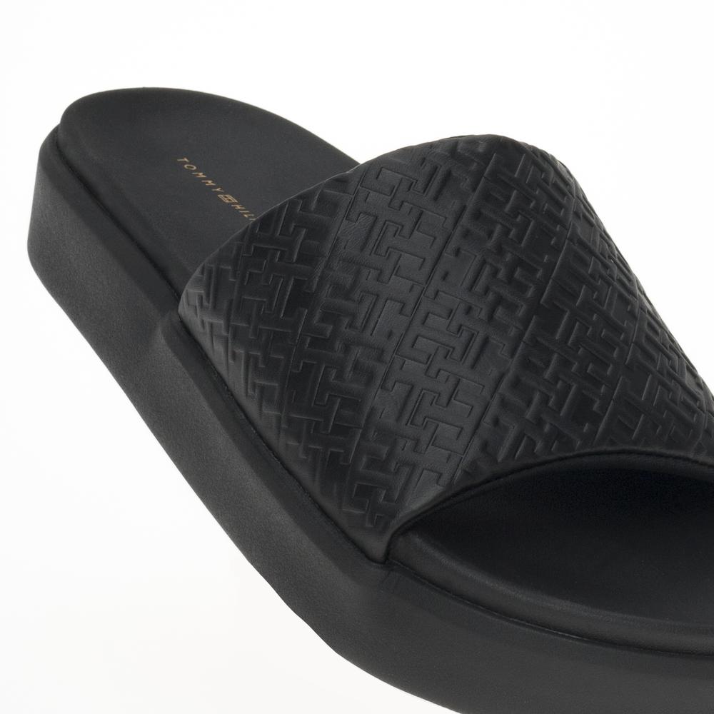 Žabky Tommy Hilfiger Monogram Pool FW0FW07855-BDS - černé