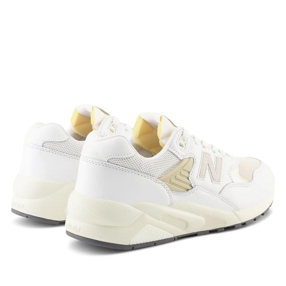 Pánské boty New Balance MT580VTG - bílé
