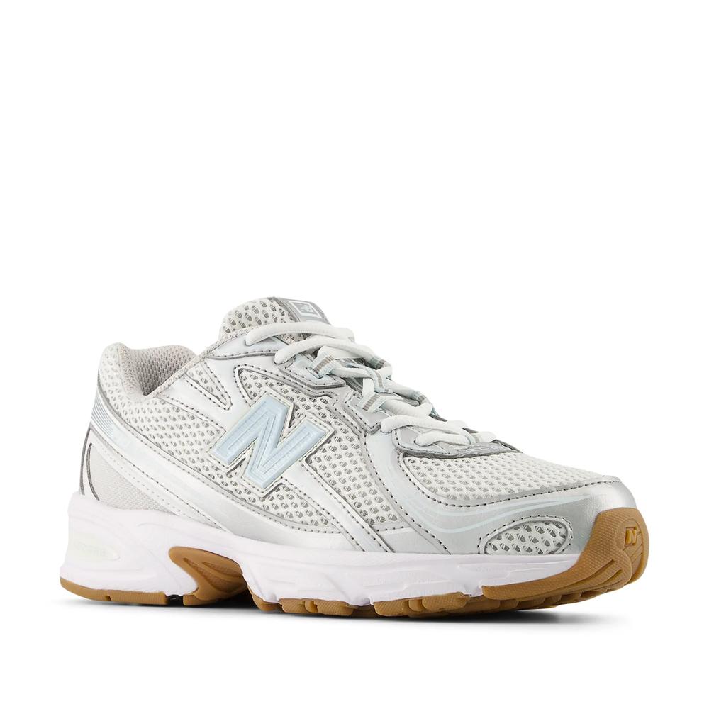 Dětské boty New Balance GR740AA - stříbně