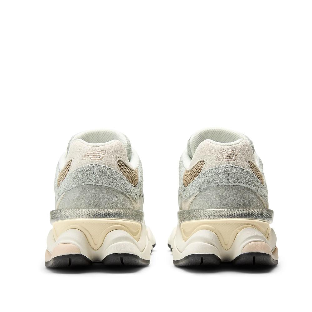 Unisex boty New Balance U9060440 - šedivé