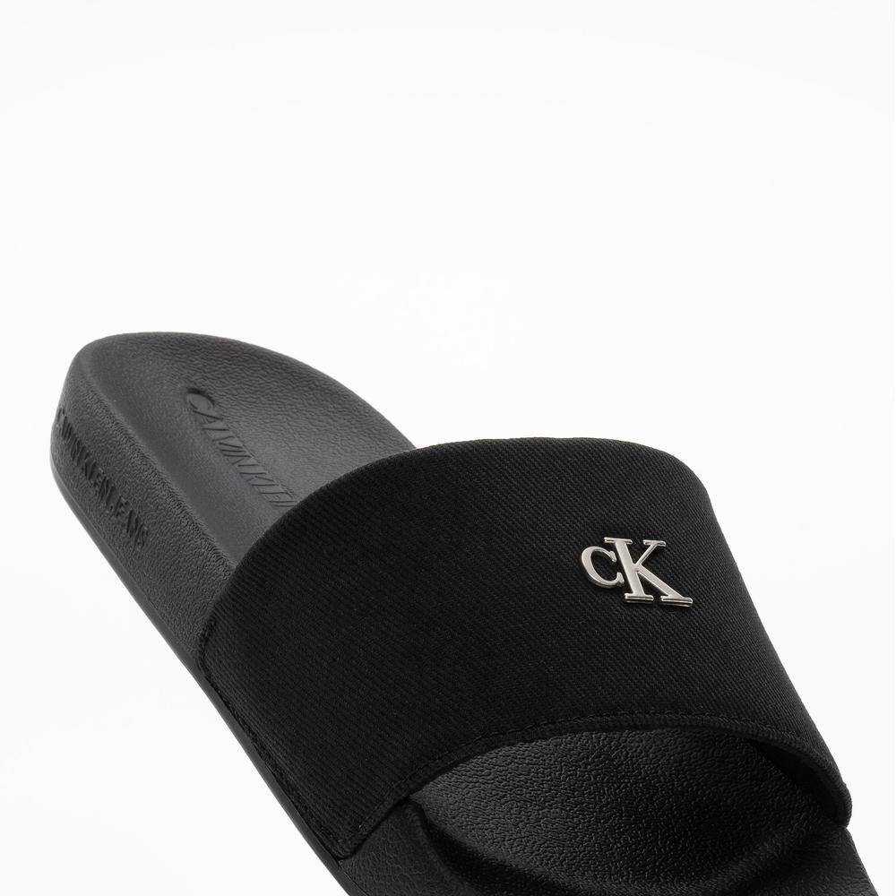 Žabky Calvin Klein Slide Monogram Hardware YW0YW01713-0GJ - černé