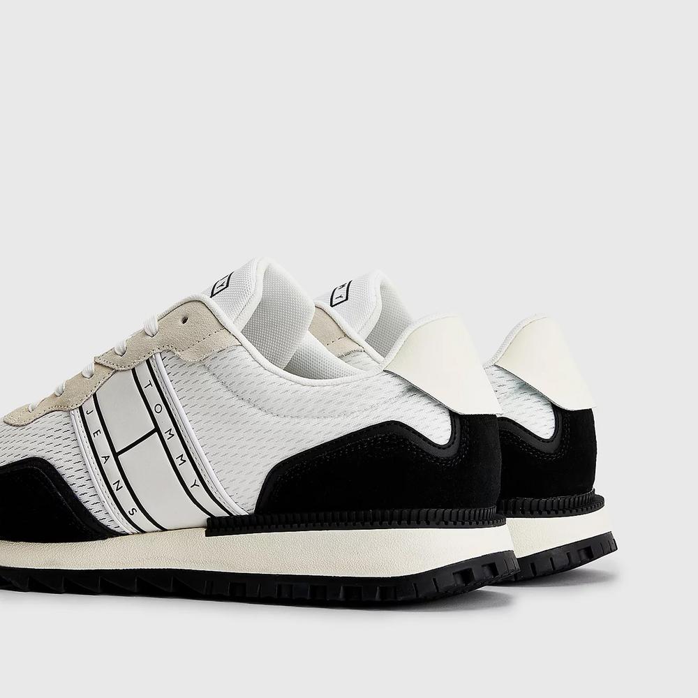 Boty Tommy Jeans Runner EM0EM01167-BDS - bílé