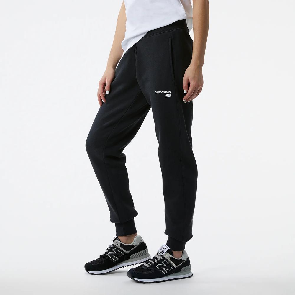 Sportovní tepláky New Balance WP03805BK - černé