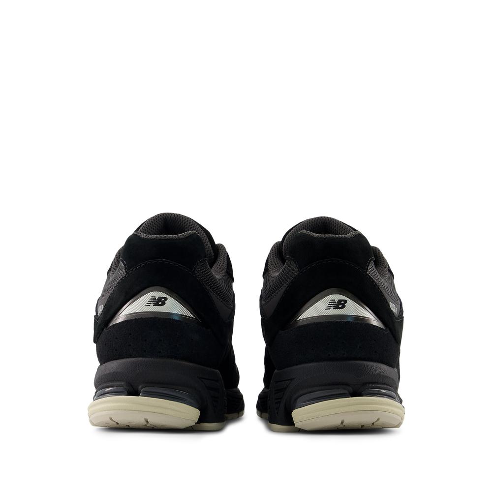 Boty New Balance U2002RL - černé