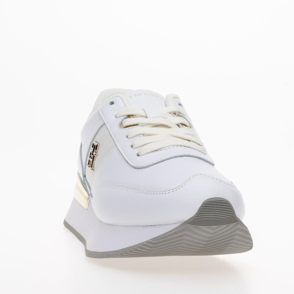 Boty Tommy Hilfiger Elevated Feminine Runner FW0FW07306-YBS - bílé