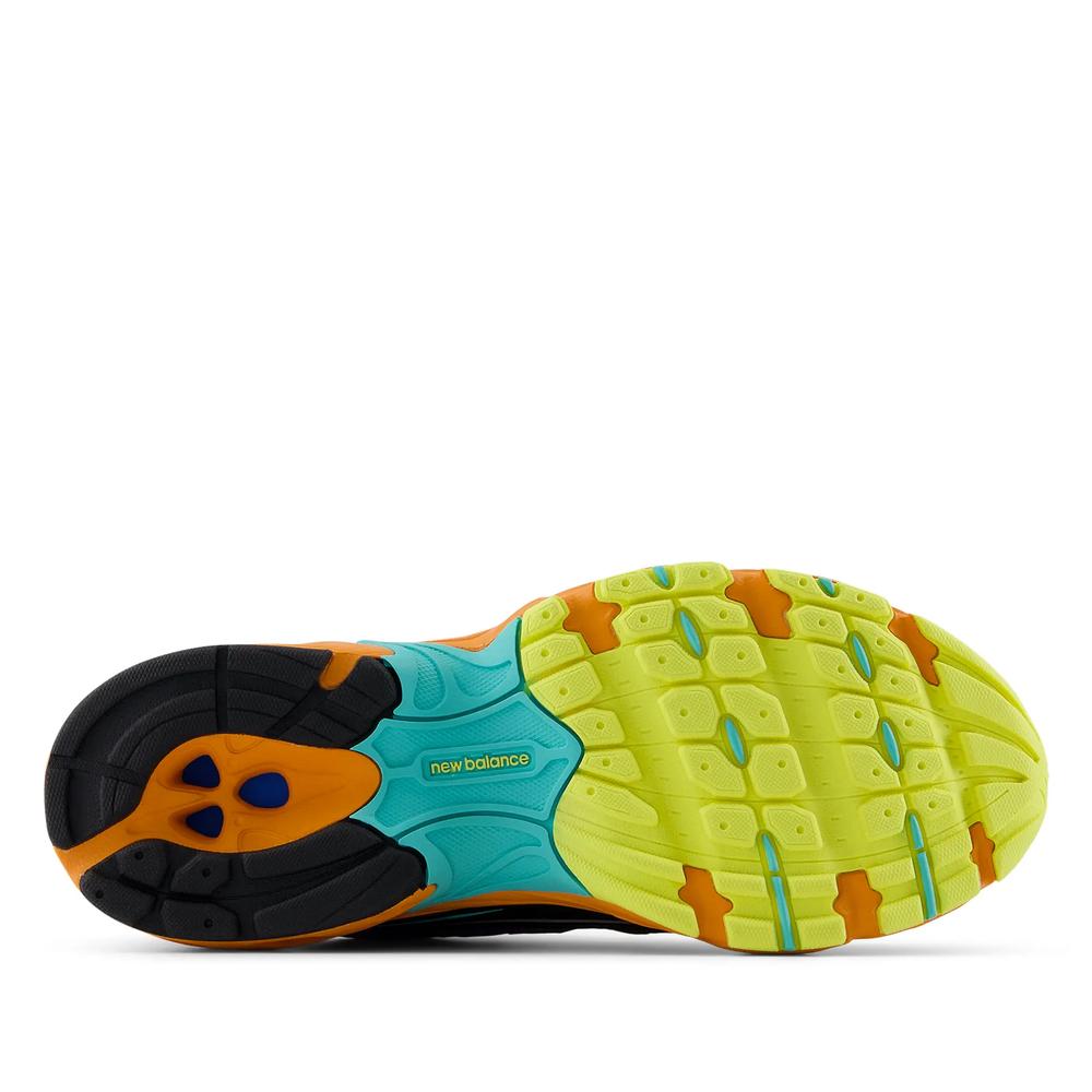 Boty New Balance U740MC2 - různobarevné