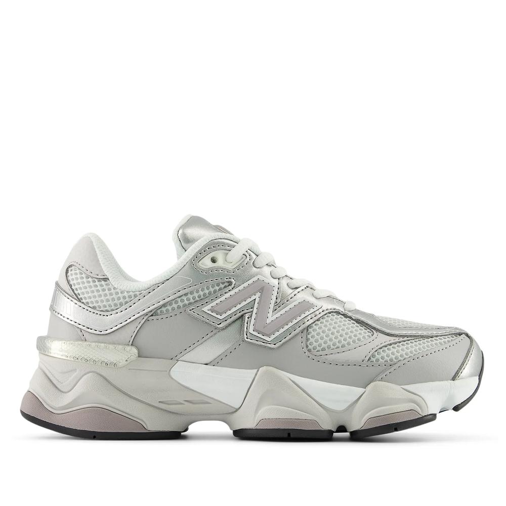 Dětské boty New Balance G90602LB - šedivé
