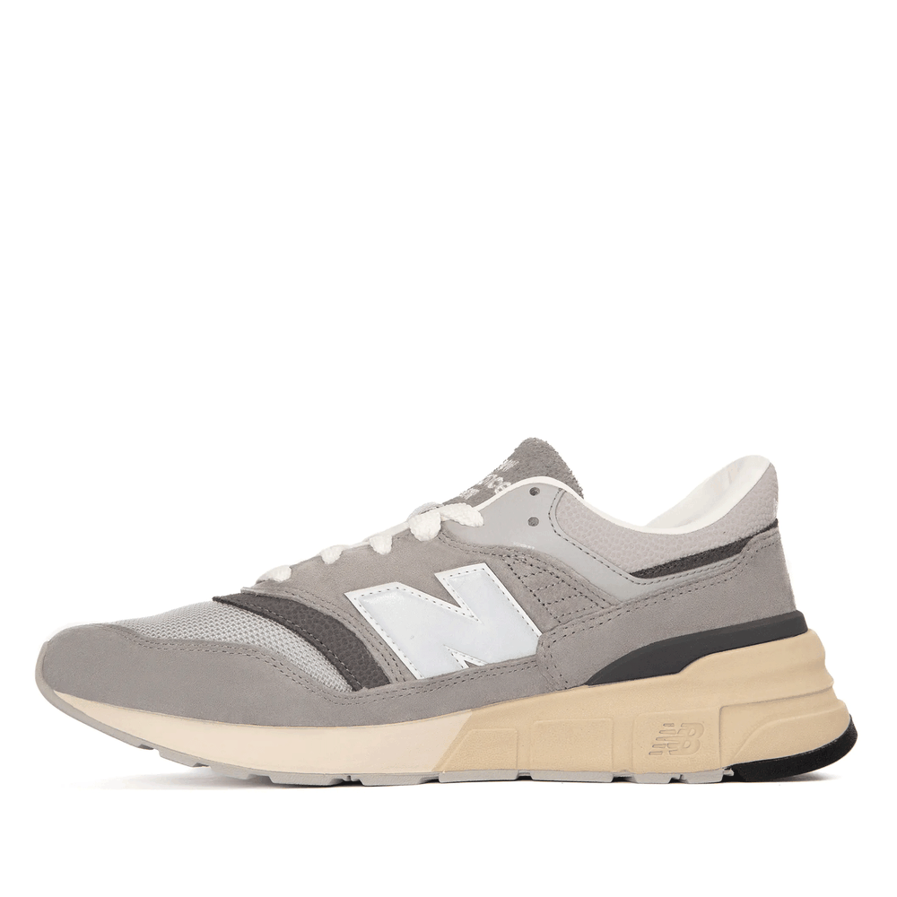 Boty unisex New Balance U997RHA - šedivé
