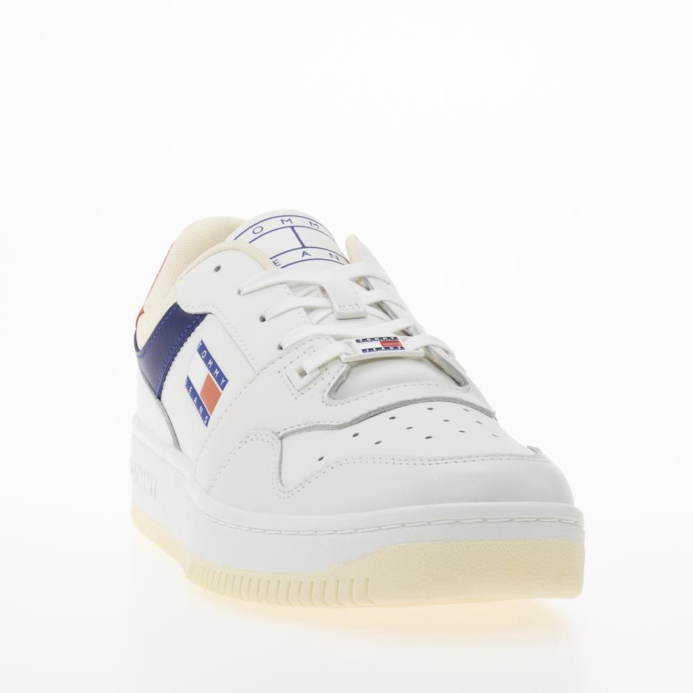 Boty Tommy Jeans Premium Leather Basketball EM0EM01216-0GY - bílé
