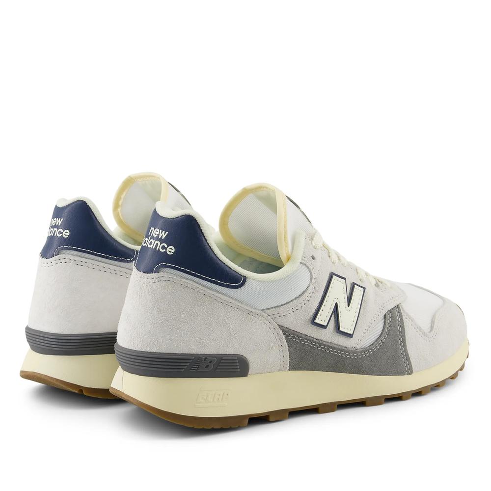 Boty New Balance U475FC - šedivé