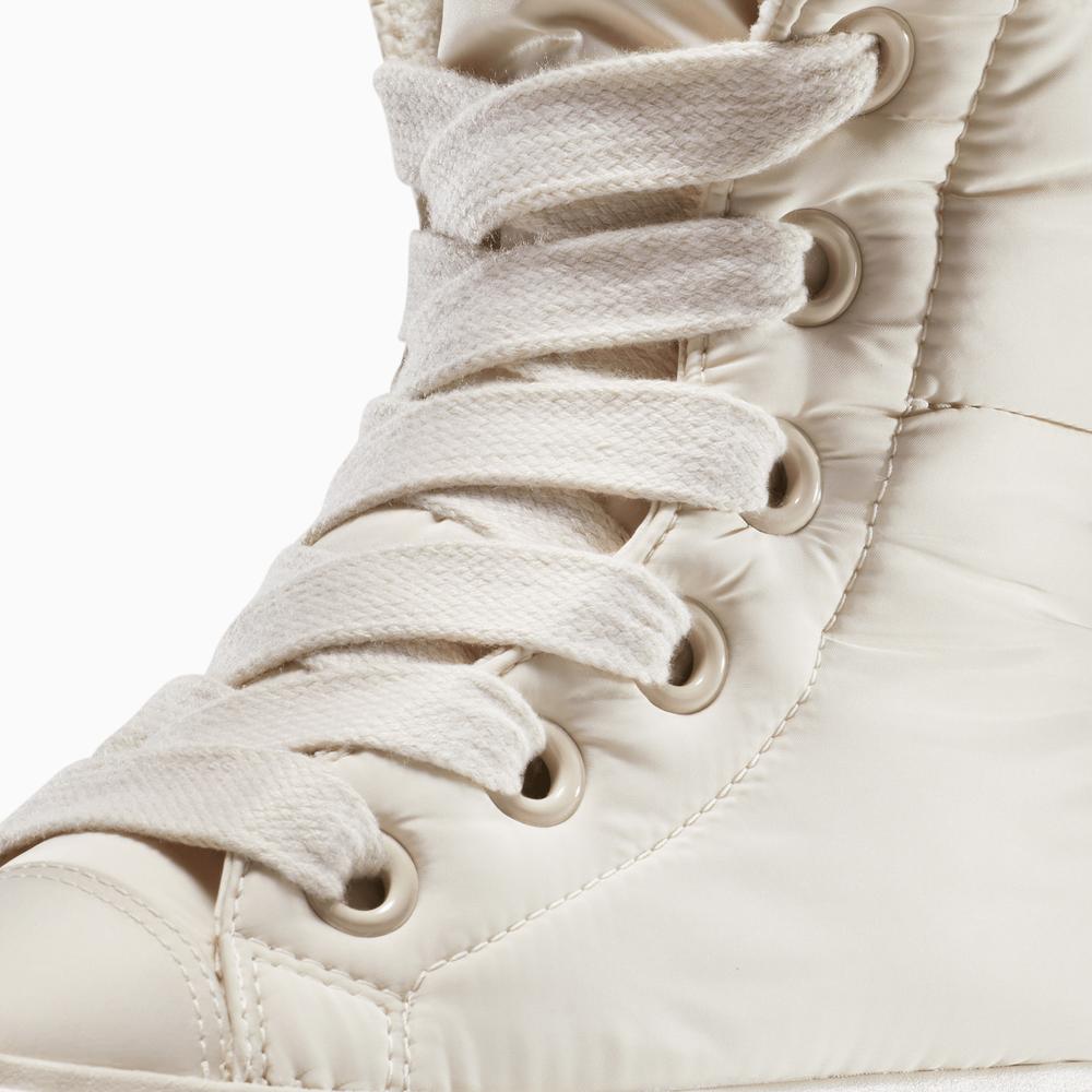 Dámské boty Converse Chuck Taylor All Star Elements Boot A14273C - bílé