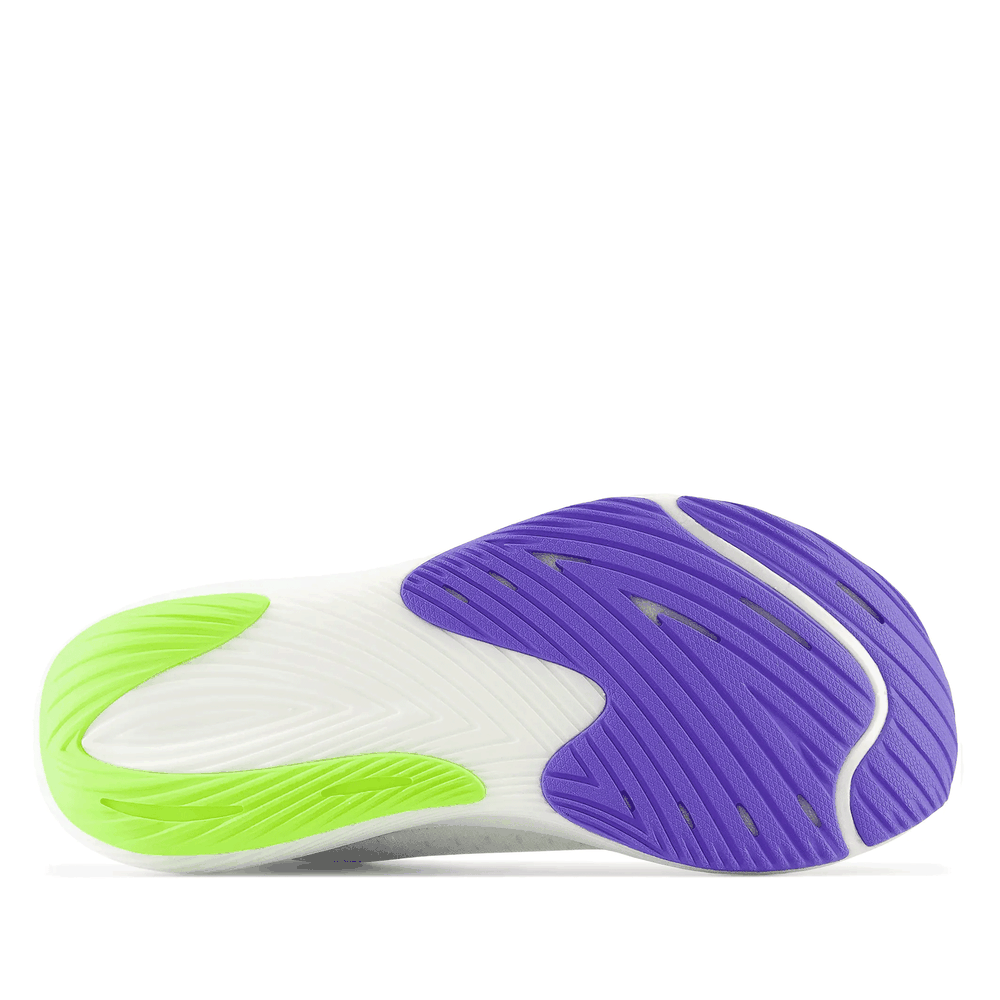 Boty New Balance FuelCell Rebel v3 WFCXCC3 - bílé