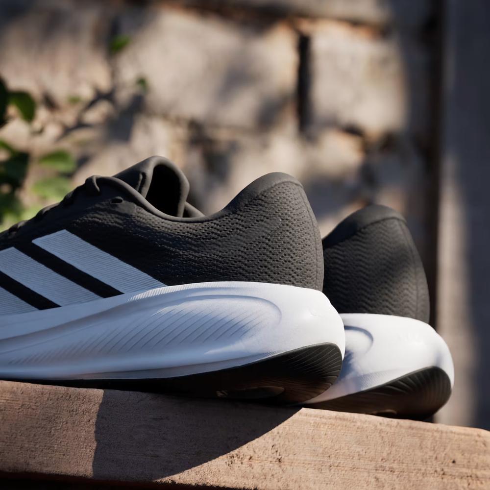 Pánské boty adidas Running Response Runner 2 KJ1736 - černé