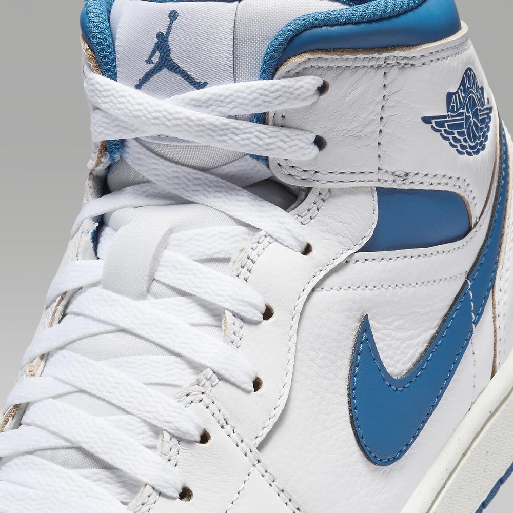 Boty Nike Air Jordan 1 Mid SE FN5215-141 - bílé