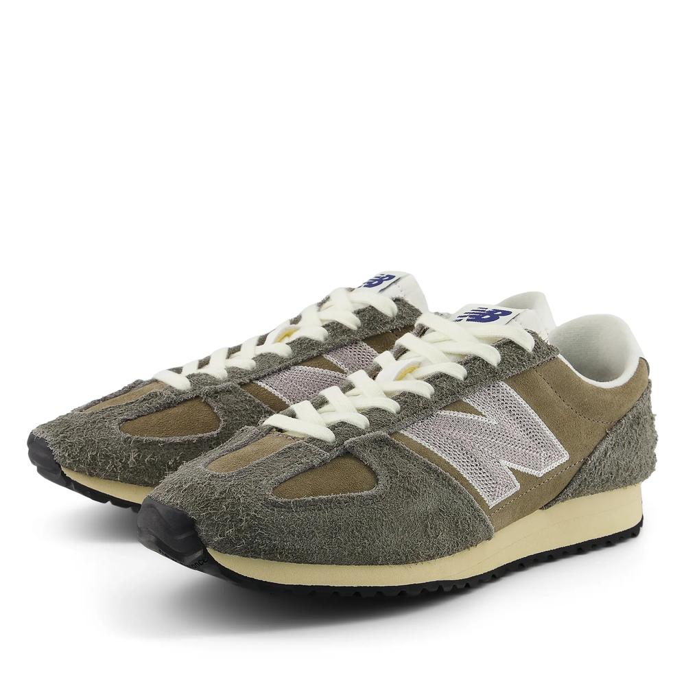 Unisex boty New Balance U4717CF - hnědé