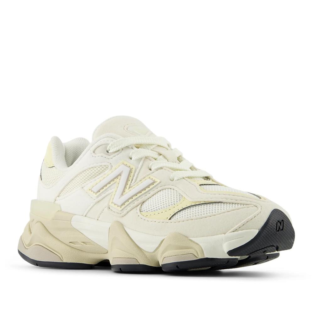 Dětské boty New Balance PC9060EK - bílé